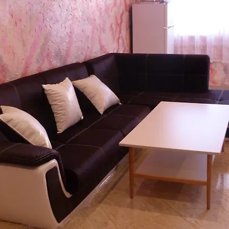 Antonia Apartman *